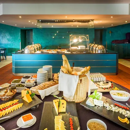 Hotel Gale Cerro Alagoa 4*